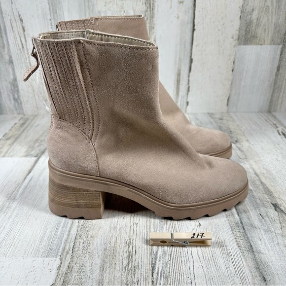 Dolce Vita Martey H2O Taupe Suede Chunky Boots #217 - Picture 10 of 12